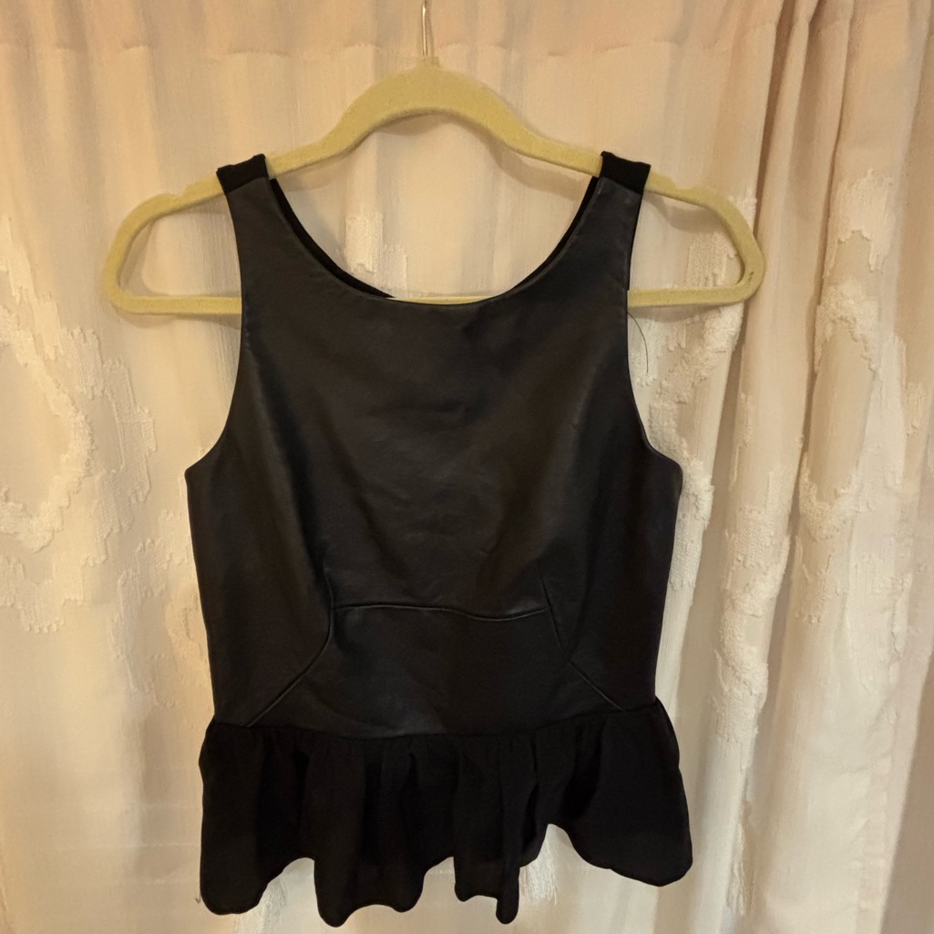 Nwt Amanda Uprichard Peplum Cosmo Top